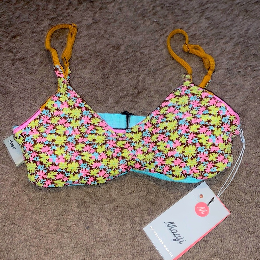 Maaji bikini top medium nwt
